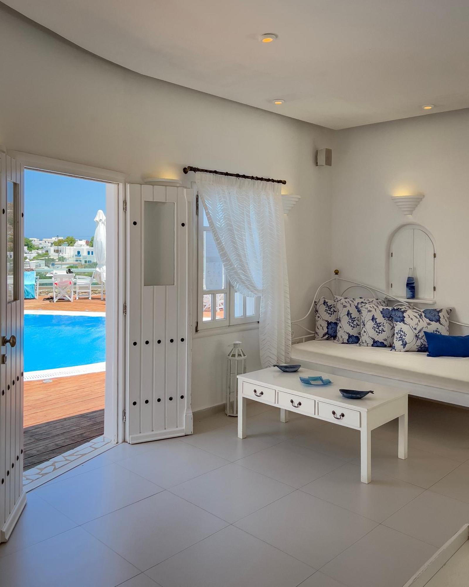 Aspalathras White Hotel Folegandros Town Экстерьер фото