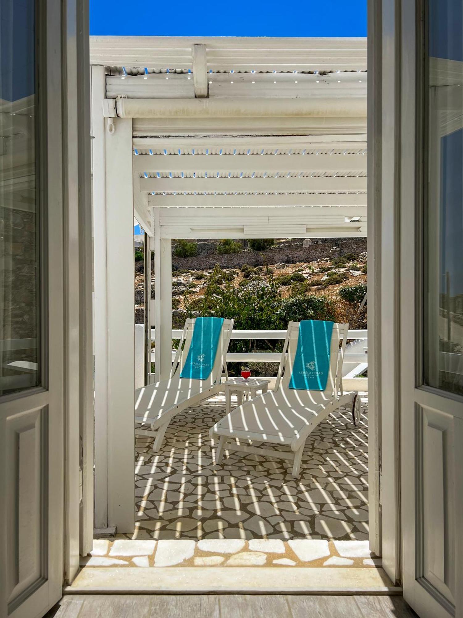 Aspalathras White Hotel Folegandros Town Экстерьер фото