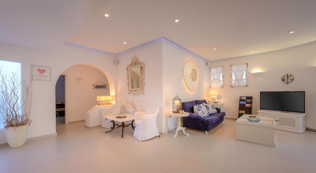Aspalathras White Hotel Folegandros Town Экстерьер фото